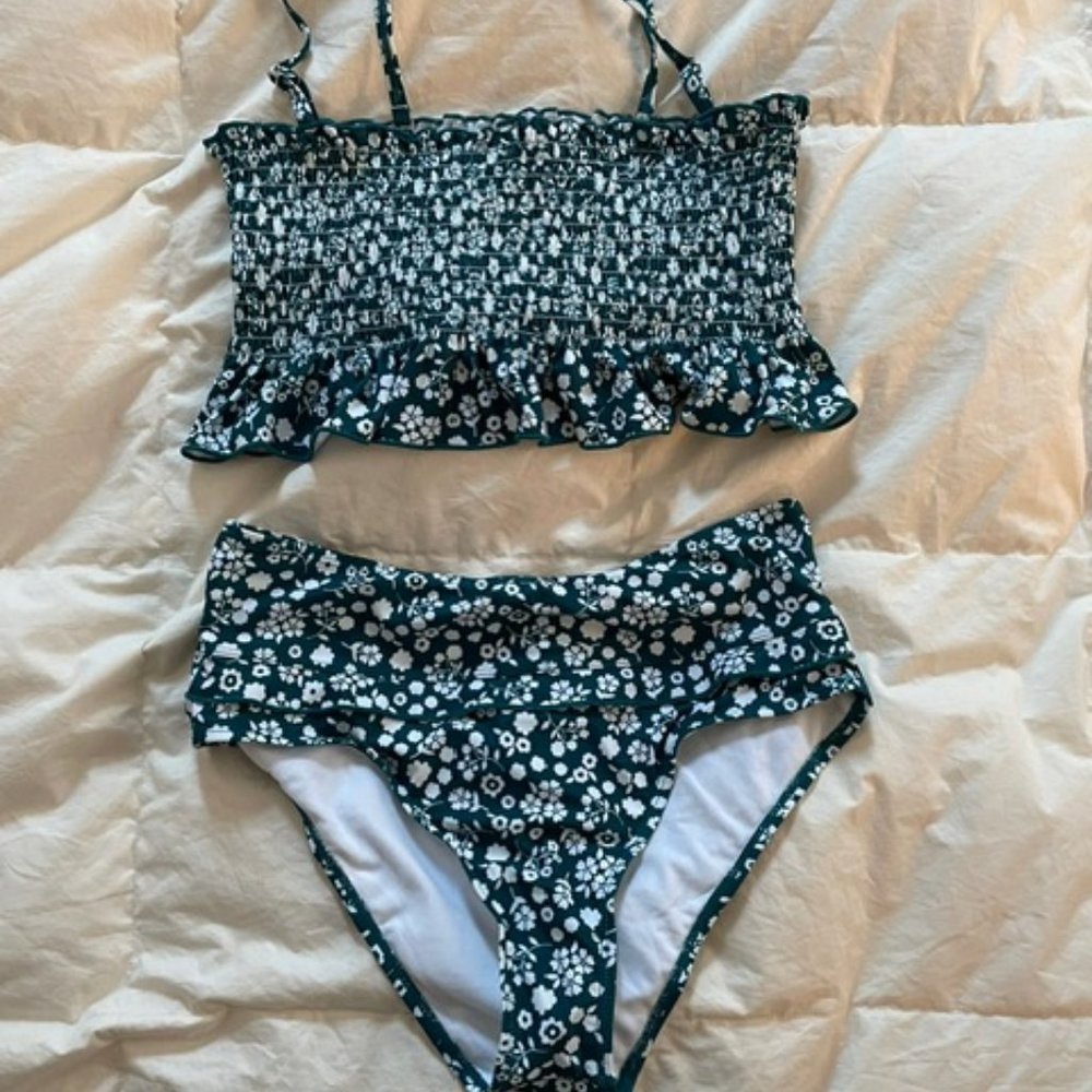 Shein Floral Smocked Ruffle Bandeau Bikini Swimsuit, New without tags
